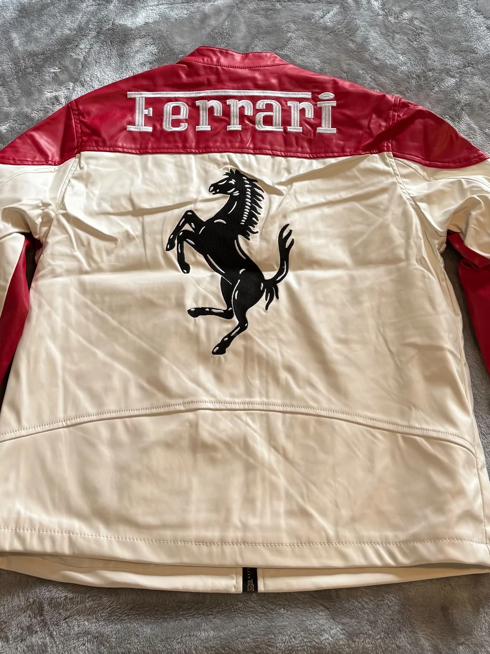 Ferrari sporty bomber